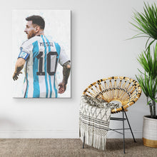 Load image into Gallery viewer, Lionel Messi: Making History
